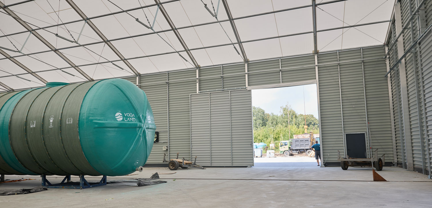 Найвища споруда зі швидкомонтованих складів для компанії VODALAND