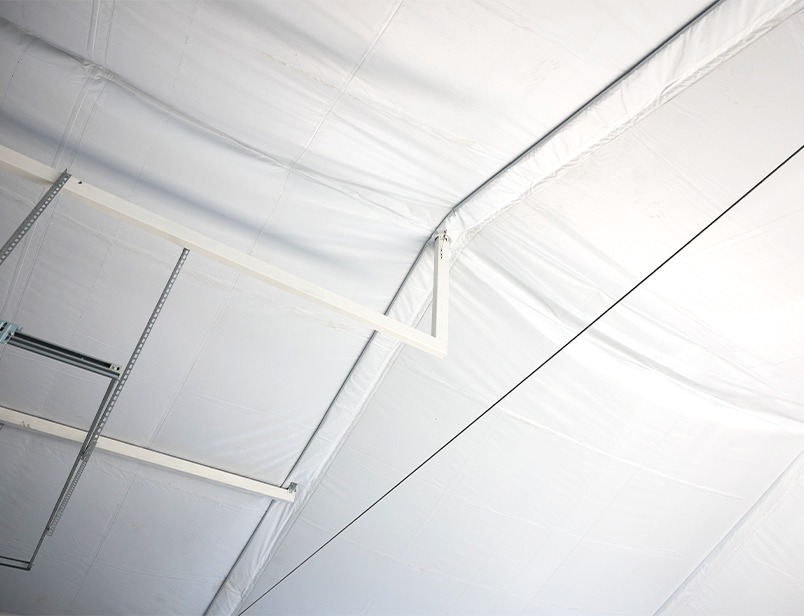 Швидкомонтований склад із мезонінною платформою для компанії 