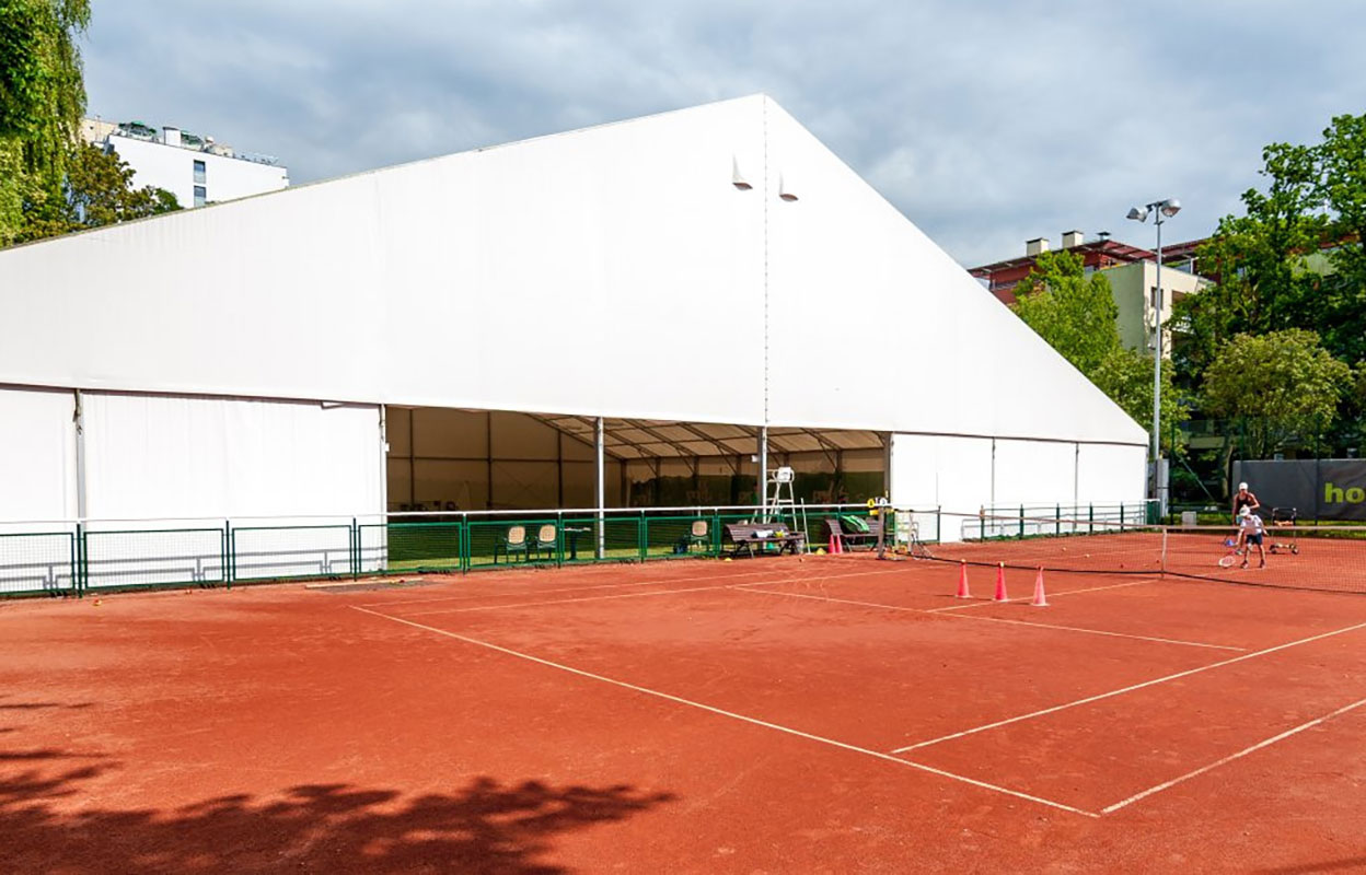 Спортивні арени