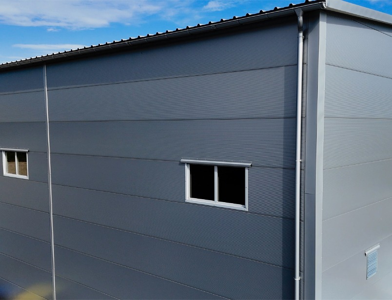 Швидкомонтована сталева споруда для виробництва PET-преформ у Польщі